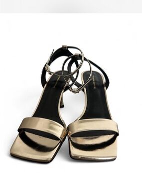 Banana Republic Metallic Gold Square-Toe Ankle Strap Heels 7